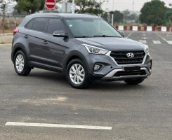 A venda HYUNDAI CRETA LIMPO