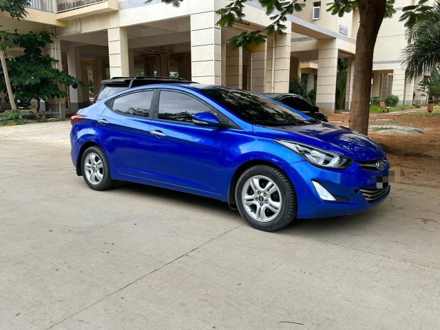 Venda Hyundai Elantra Limpo