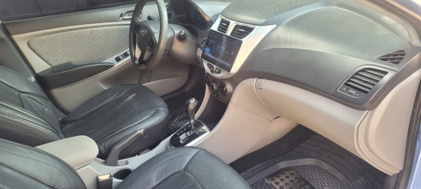 Venda HYUNDAY ACCENT LIMPO 1.6