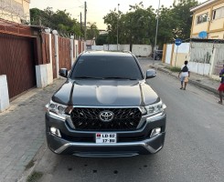 A venda TOYOTA LAND CRUISER VXR B