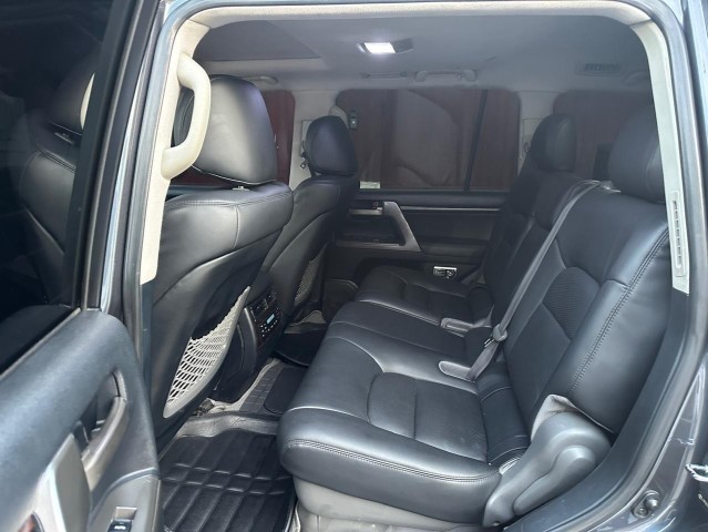 Venda TOYOTA LAND CRUISER VXR B