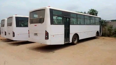 Venda 2 Autocarros a venda