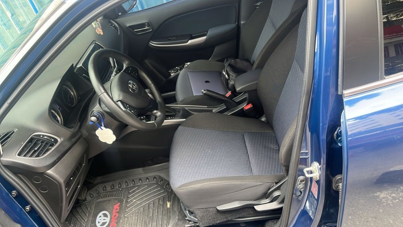 Venda TOYOTA STARLET LIMPO