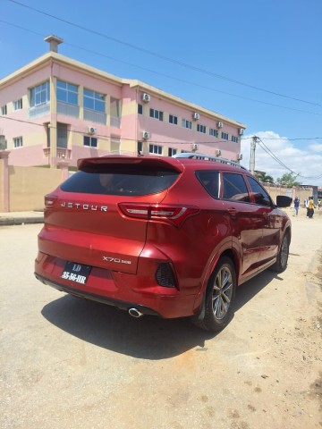 Venda JETOUR X70 240T 7 LUGARES