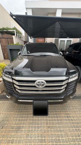Venda TOYOTA LAND CRUISER TWIN TURBO VXR 2024