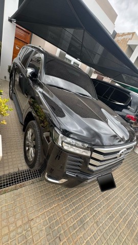 Venda TOYOTA LAND CRUISER TWIN TURBO VXR 2024