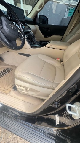 Venda TOYOTA LAND CRUISER TWIN TURBO VXR 2024