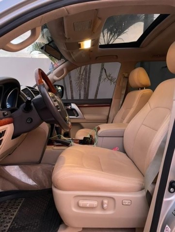 Venda TOYOTA LAND CRUISER VX V8