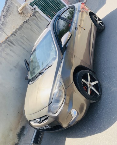 Venda HYUNDAI ACCENT FULL OPTION