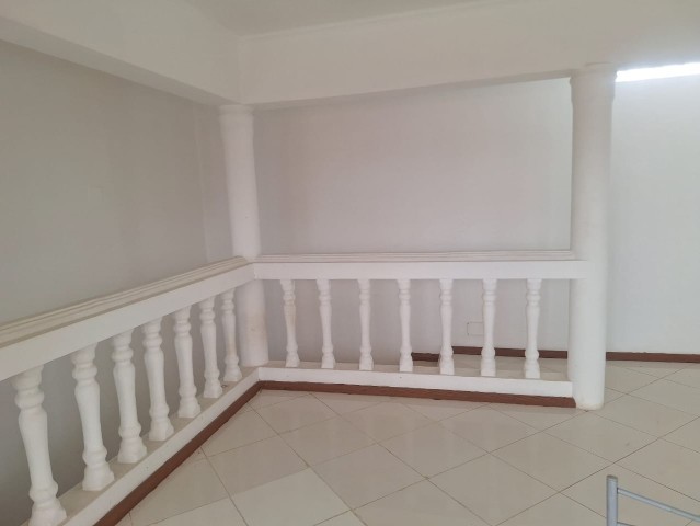Venda VENDE-SE UMA V6