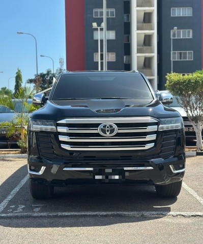 Venda TOYOTA LAND CRUISER LC300 GXR TWIN TURBO