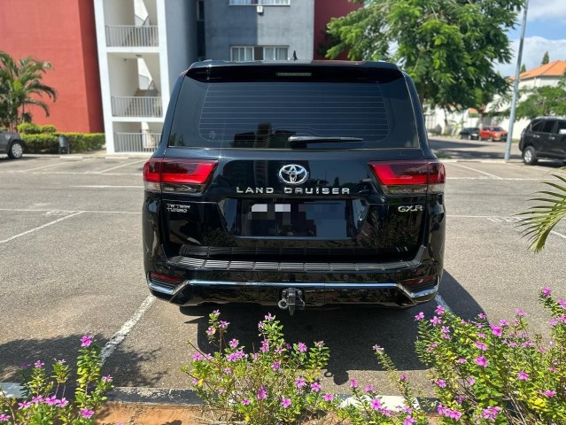 Venda TOYOTA LAND CRUISER LC300 GXR TWIN TURBO