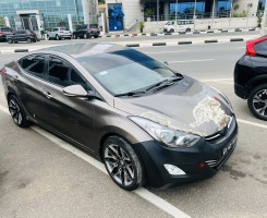 A venda Disponível Hyndai Elantra