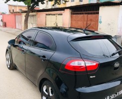 A venda KIA RIO STATION