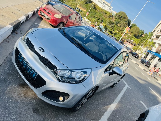 Venda Kia rio full disponível