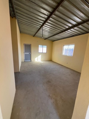 Venda Vende-se vivenda no Lubango nova Urbanização da Eiwa