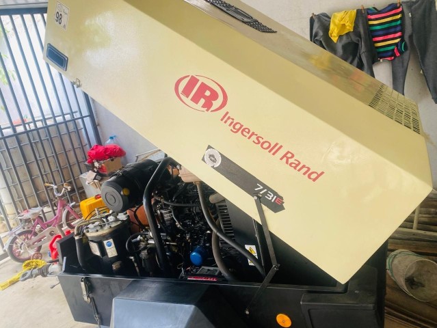 Venda COMPRESSOR INGERSSOL RAND 7/31E