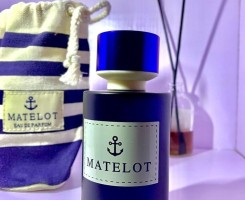 A venda Perfume Matelot