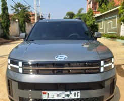 A venda HYUNDAI SANTA FE ULTIMO MODELO