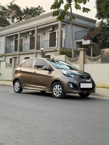 Venda Vende-se esse veículo kia picanto 1.2