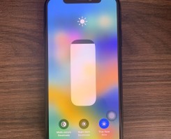 A venda IPHONE X 64GB NOVO