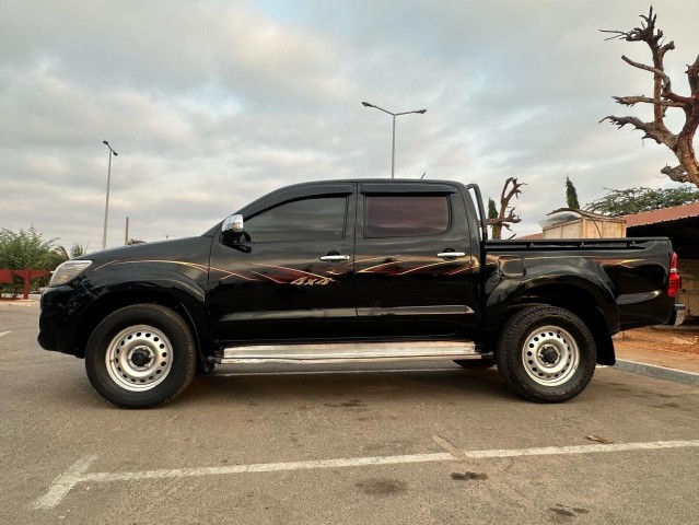 Venda Vendo Toyota Hilux Limpa