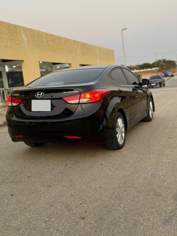Venda HYUNDAI ELANTRA LIMPO FULL OPTION PRETO