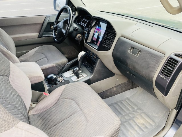 Venda Mitsubishi Pajero desportivo limpo