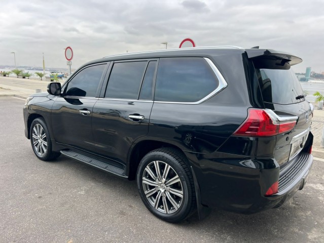 Venda LEXUS LX570