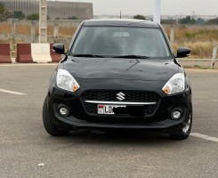A venda Suzuki Swift limpo ZERO KM