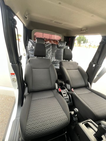 Venda SUZUKI JIMMY ALGRIF 5 PORTAS AUTOMÁTICO