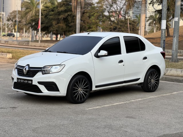 Venda Renault logan 2022 impecável
