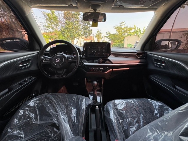 Venda SUZUKI BALENO FULL OPTION SEMI NOVO