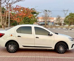 A venda Renault logan impecável