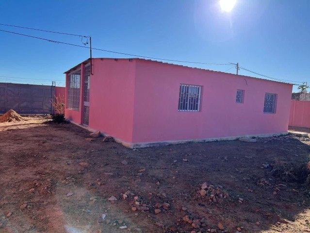 Venda Vende-se esta casa no Lubango