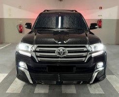 A venda Land cruiser V8