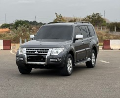A venda MITSUBISHI PAJERO FULL OPTION