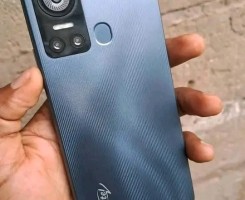 A venda Itel s17