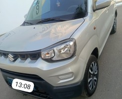A venda Suzuki S-presso
