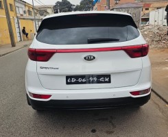 A venda KIA SPORTAGE LIMPO CONTROL NO VOLANTE