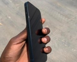 A venda IPhone 14 256GB