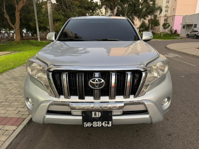 Venda TOYOTA LAND CRUISER PRADO VXR V6
