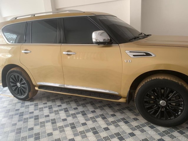 Venda NISSAN PATROL PLATINUM FULL OPTION