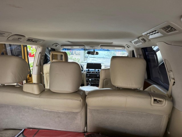 Venda NISSAN PATROL PLATINUM FULL OPTION
