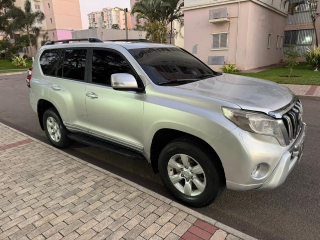 Venda Toyota land Cruise prado
