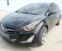 A venda Hyundai Elantra bom amarro