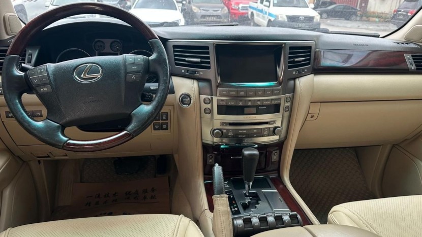 Venda Toyota Lexus