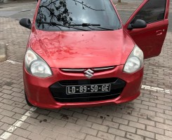 A venda Suzuki alto