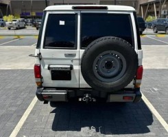 A venda Toyota Land Cruiser Prado LX executivo