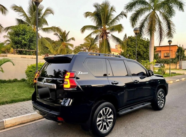 Venda TOYOTA LAND CRUISER PRADO - 70 ANOS